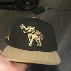 NEW ERA FITTED SIZE 7 3/4 Oakland athletics from the lids rust belt 2.0 pack